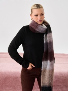 Bluzka z domieszką wiskozy - czarny