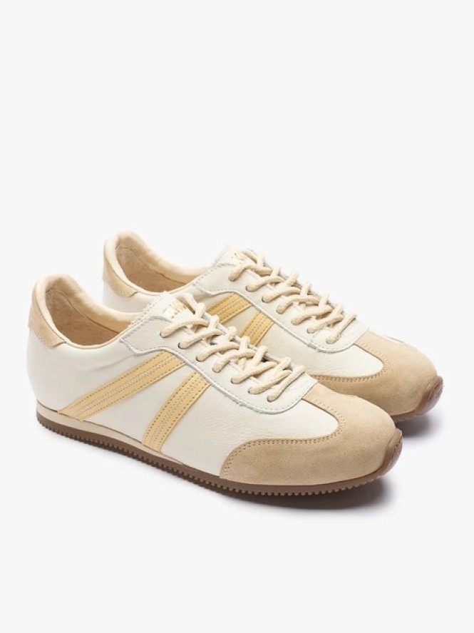 Beżowe sneakersy ze skóry licowej i welurowej