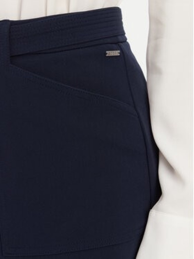 Guess Szorty materiałowe W5GD0I WH9Y2 Granatowy Loose Fit