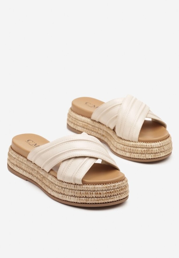 Beżowe Klapki na Platformie w Stylu Boho z Tłoczonymi Paskami Fonariel