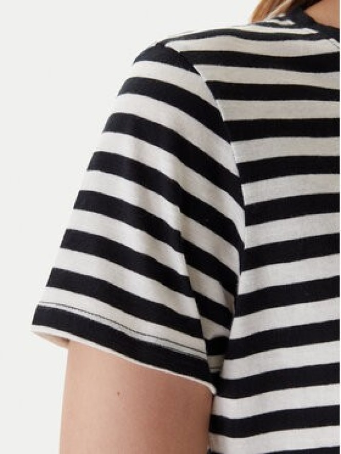 Mustang T-Shirt Alma 1016756 Czarny Regular Fit