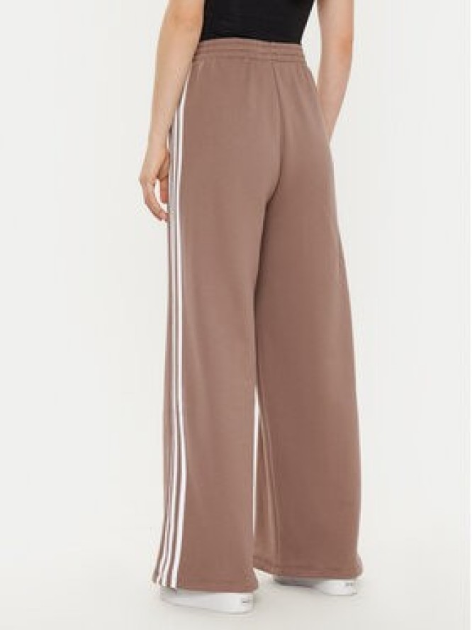 adidas Spodnie dresowe 3-Stripes JC5762 Beżowy Wide Leg