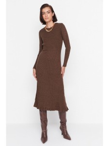 trendyol Sukienka dzianinowa w kolorze brązowym rozmiar: M