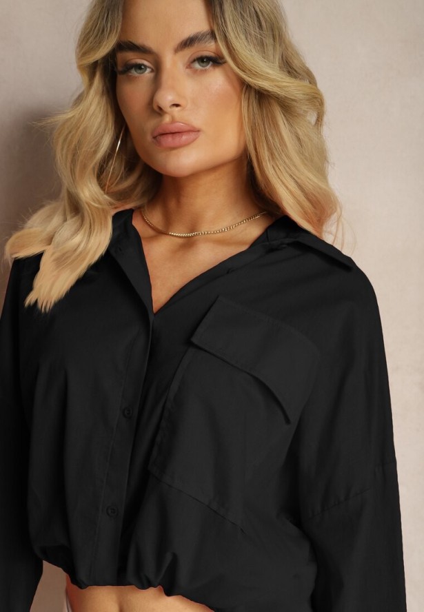 Czarna Koszula z Bawełny z Dłuższym Tyłem i Gumką z Możliwością Ściągnięcia Sasina