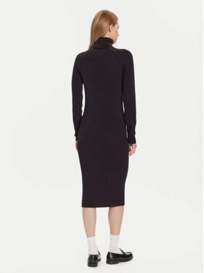 Tommy Jeans Sukienka dzianinowa Badge DW0DW22167 Czarny Regular Fit