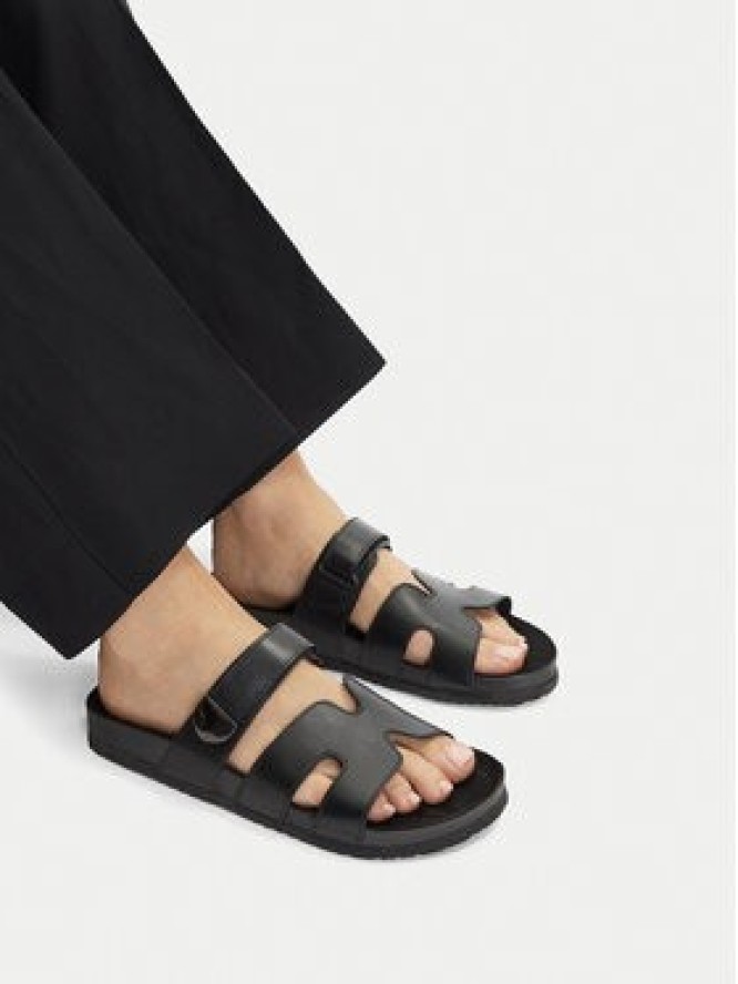 Lasocki Klapki GRD-22010-02 Czarny