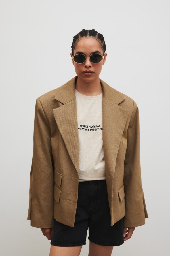 Marynarka o prostym kroju w kolorze LIGHT KHAKI - RICHMOND