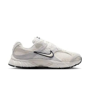 Buty do chodzenia damskie Nike V5 RNR4 Suede 2