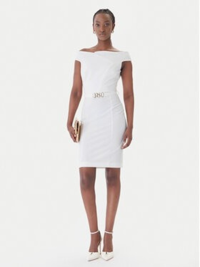 Rinascimento Sukienka koktajlowa CFC0127755003 Biały Slim Fit