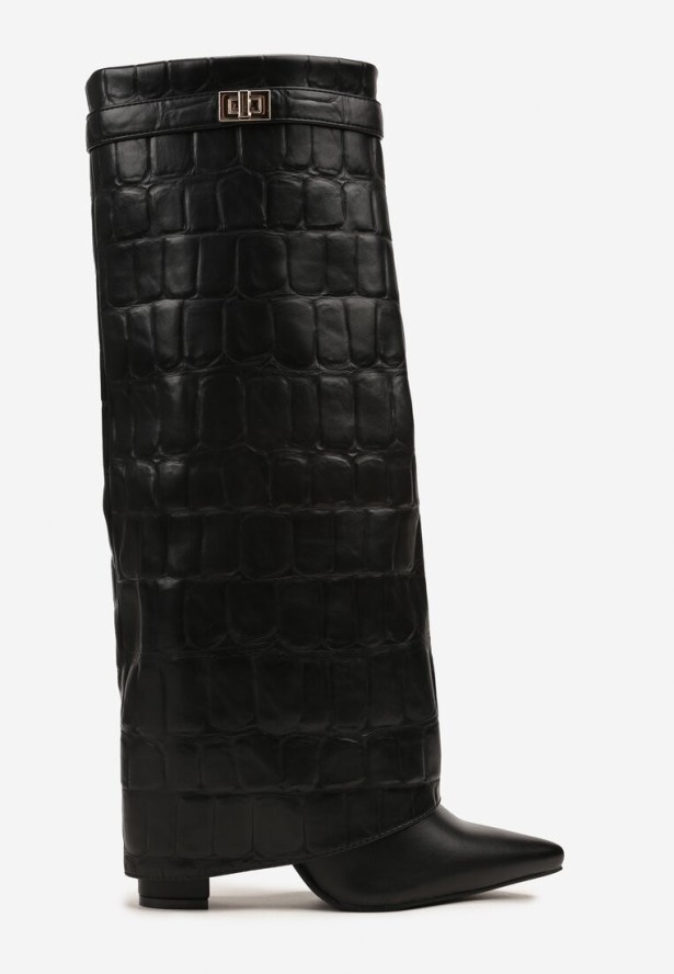 Czarne Kozaki na Obcasie z Tłoczoną Wywiniętą Cholewką i Klamrą Latalina