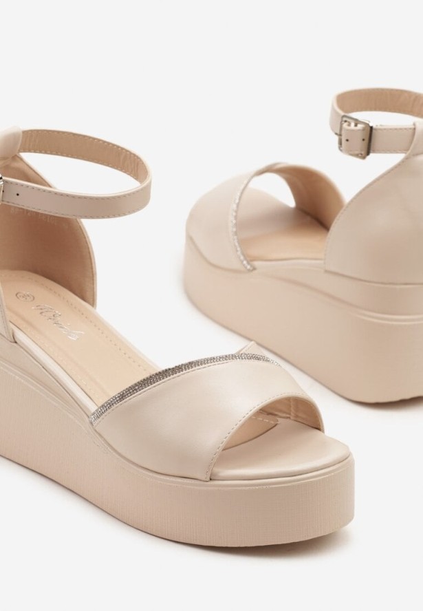 Beżowe Sandały na Koturnie z Cyrkoniami Natirave