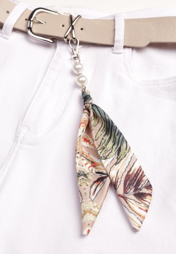 Białe Jeansy Mom Fit z Bawełny i Wiskozy z Dodatkowym Paskiem Prosinix