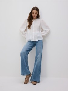 Wiskozowa bluzka z plisą - złamana biel