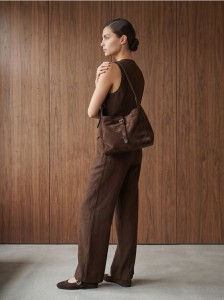 Torba hobo z imitacji zamszu - beżowy