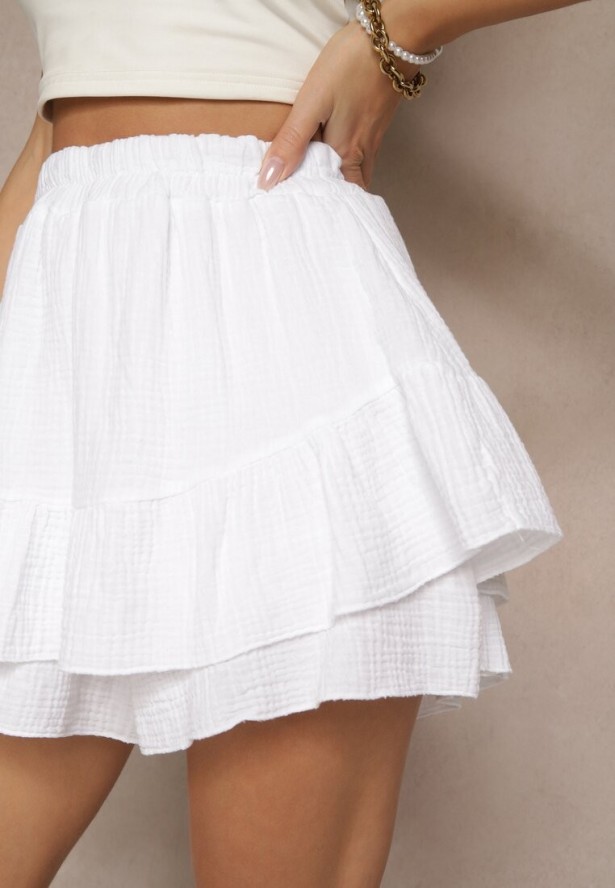 Białe Spódnico-Szorty z Bawełny Ozdobione Falbankami Turanea