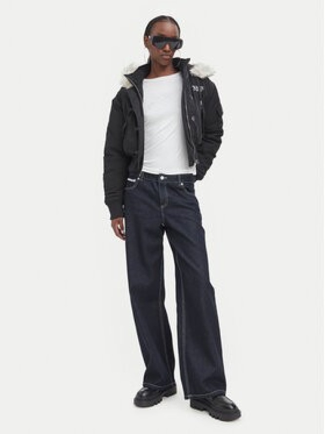 Juicy Couture Kurtka zimowa JCOIJ226553 Czarny Regular Fit