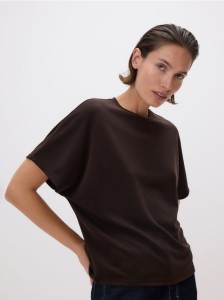 T-shirt oversize z modalem - ciemnobrązowy