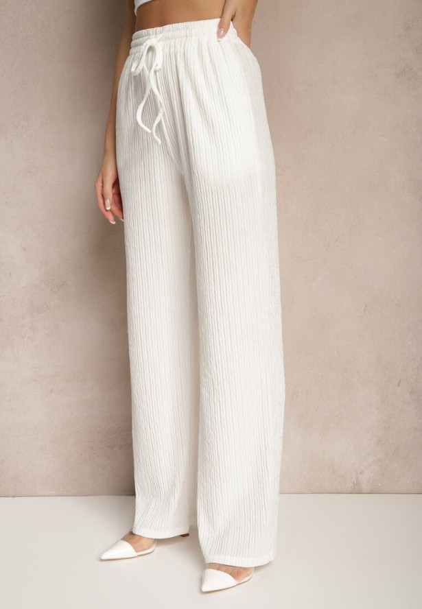 Białe Prążkowane Spodnie High Waist o Szerokim Kroju Belnella