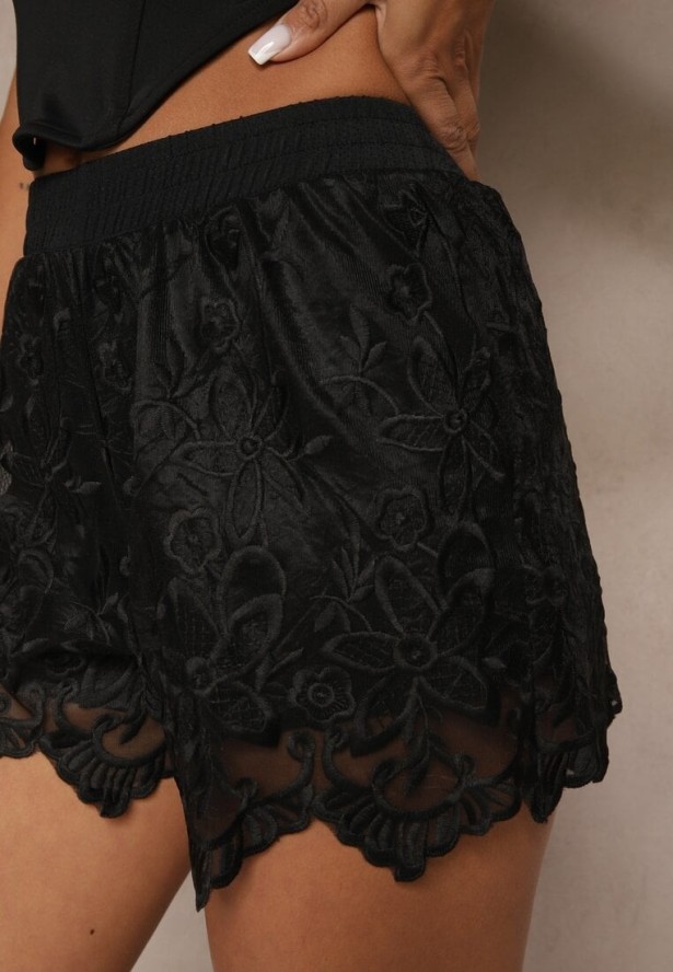 Czarne Koronkowe Szorty z Bawełną Lunisella