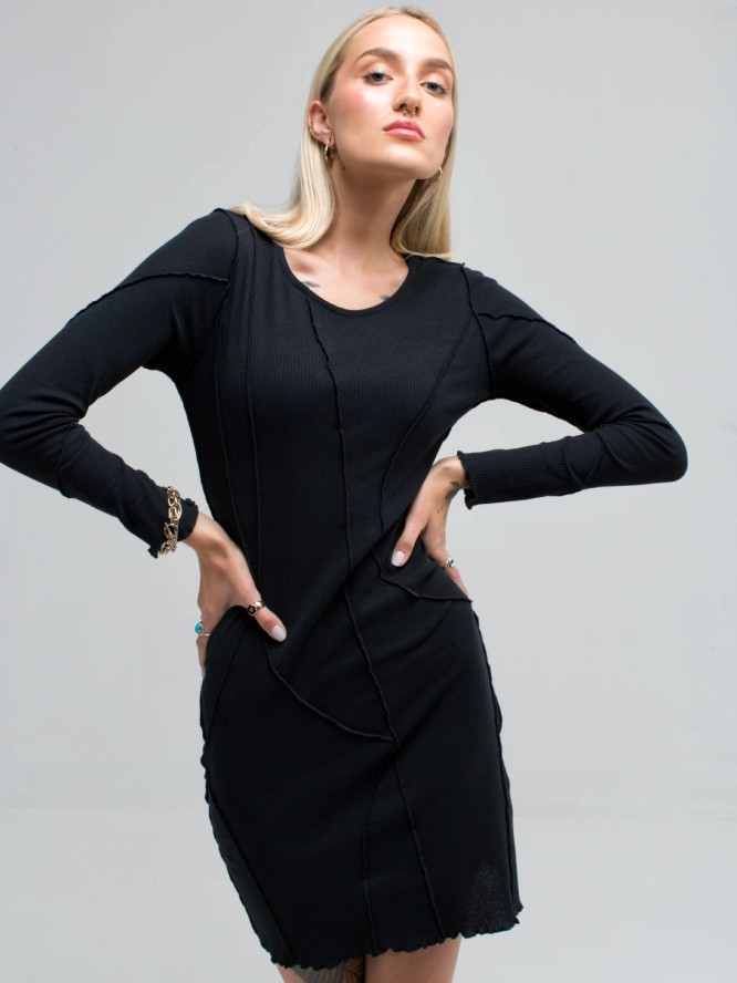 Sukienka damska mini dopasowana czarna Malgosara 906