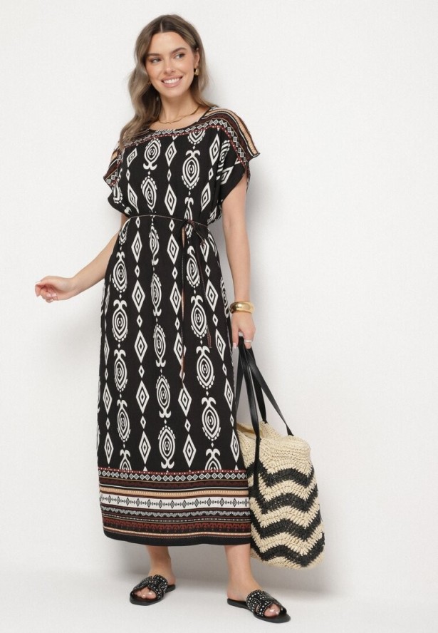 Czarna Pudełkowa Sukienka z Wiskozy w Etniczny Wzór Mirosela
