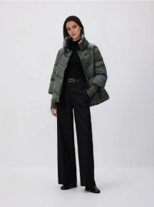 Pikowana kurtka z wysokim kołnierzem - zielony