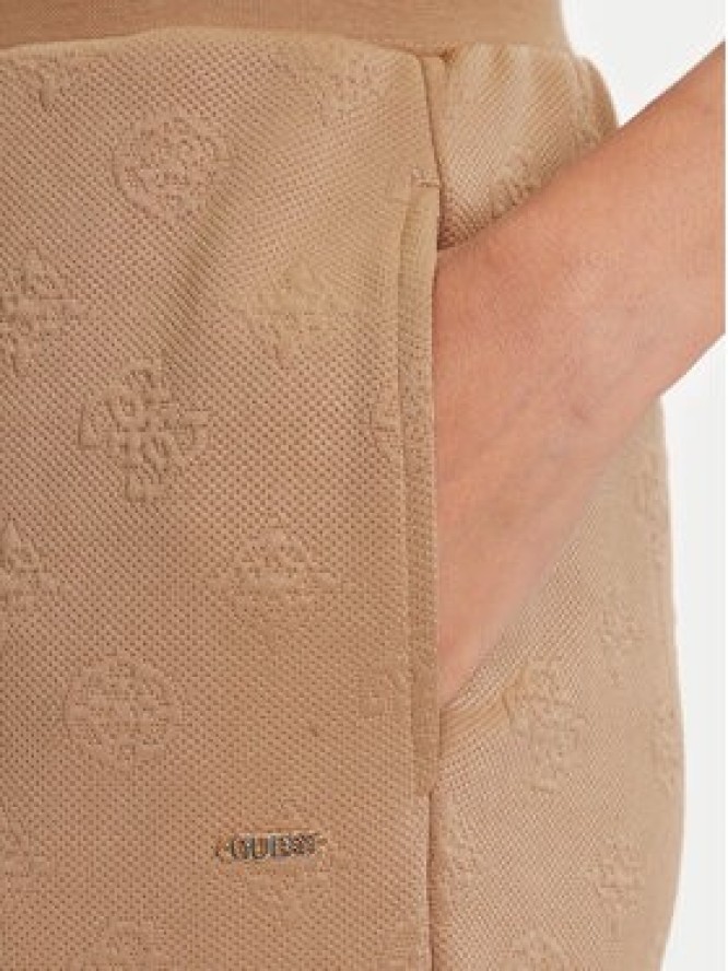 Guess Spodnie dresowe V5YB06 KBSL2 Beżowy Regular Fit