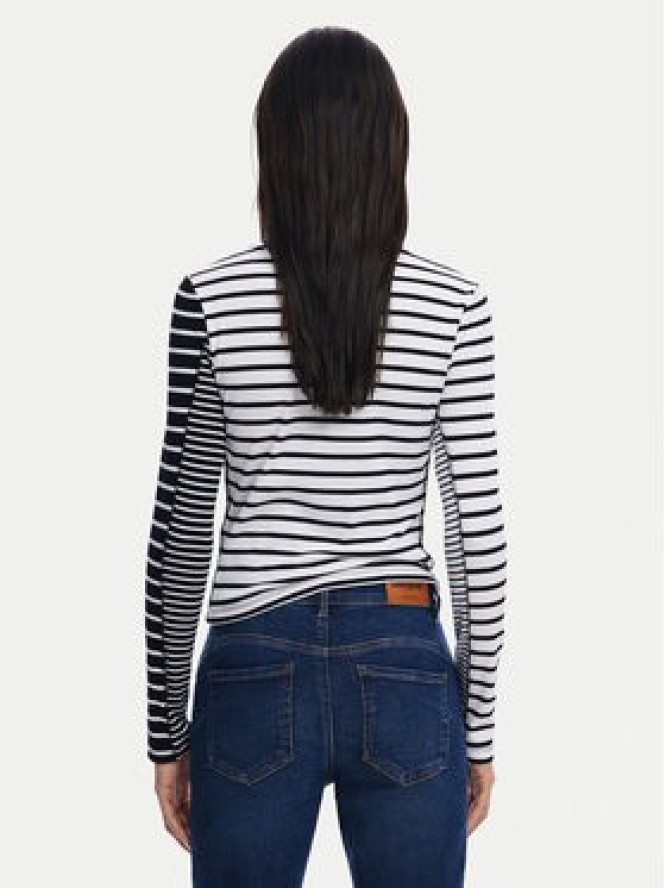 Desigual Bluzka 25SWTK92 Biały Regular Fit