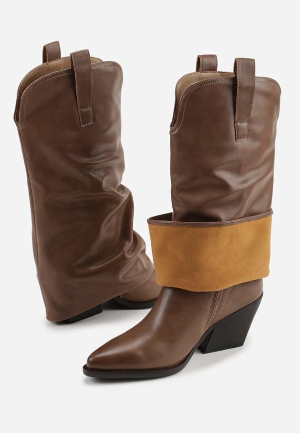 Brązowe Marszczone Kozaki Typu Kowbojki na Stożkowym Obcasie z Wywiniętą Cholewką Esvela