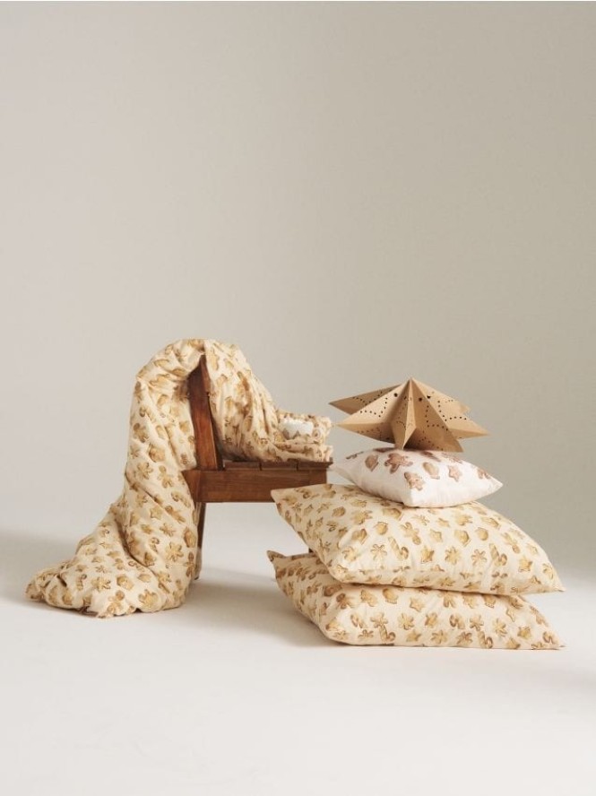 Komplet pościeli ze świątecznym wzorem - kremowy