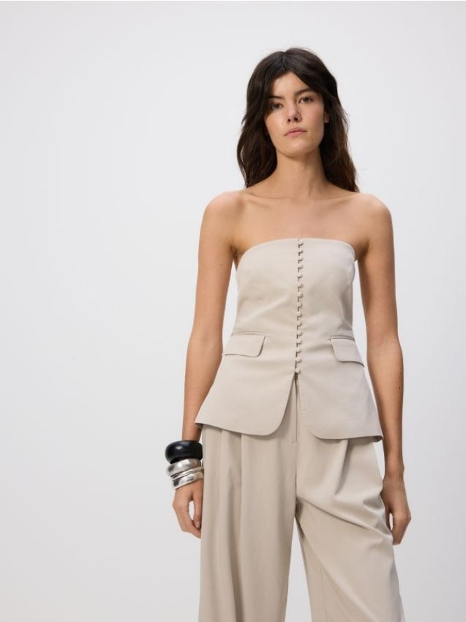 Gorsetowy top - beżowy