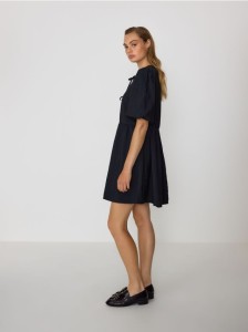 Sukienka z wiązaniami - czarny