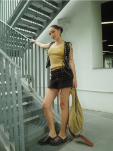 Szorty z imitacji zamszu - ciemnobrązowy