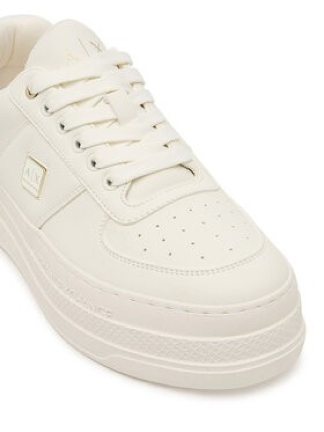 Armani Exchange Sneakersy XW001631 AF17351 MZ128 Biały