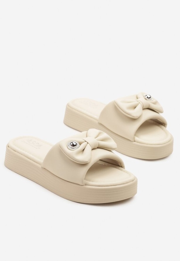 Beżowe Klapki na Niskiej Platformie z Kokardą Meririela