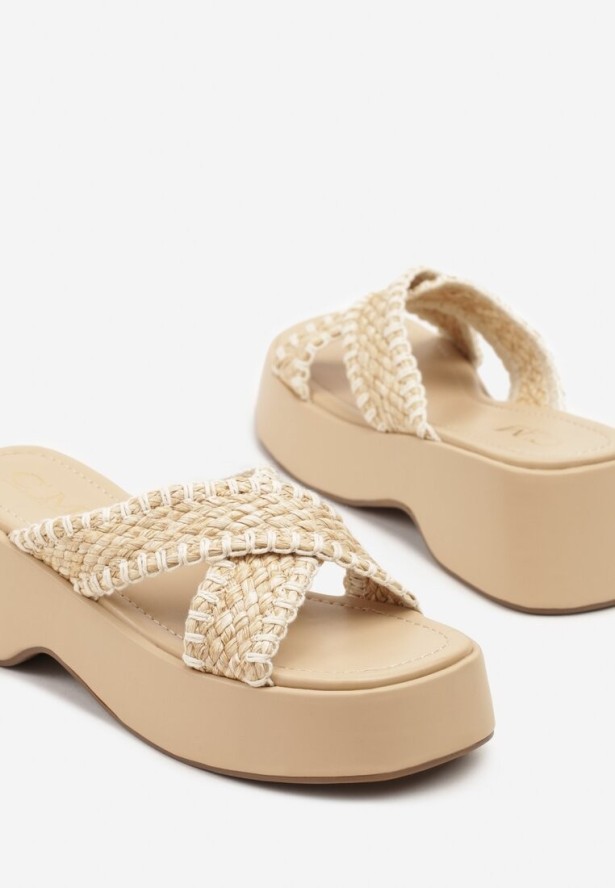 Beżowe Klapki ze Skrzyżowanymi Paskami z Plecionki Naldell