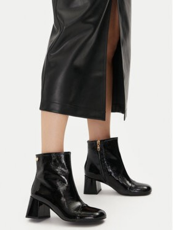 LOVE MOSCHINO Botki JA21117G0LII0000 Czarny