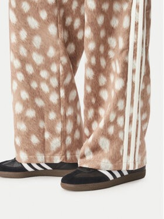 adidas Spodnie dresowe Firebird KT2144 Brązowy jasny Wide Leg
