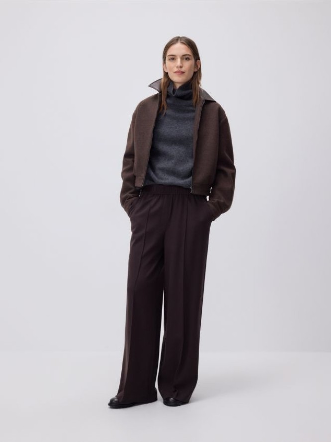 Spodnie wide leg z kantem - ciemnobrązowy