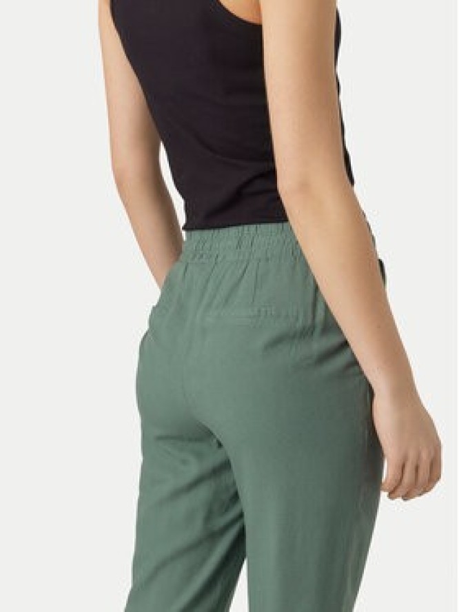 Vero Moda Spodnie materiałowe Jesmilo 10279691 Zielony Regular Fit