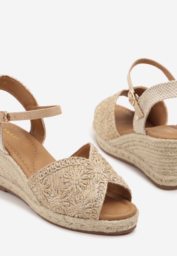 Ciemnobeżowe Sandały na Plecionym Koturnie Vices w Stylu Boho Fililuna