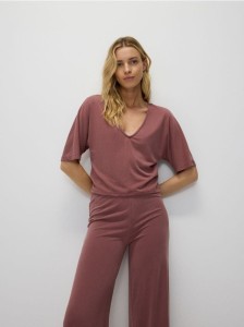 Dzianinowy t-shirt z modalu - koralowy