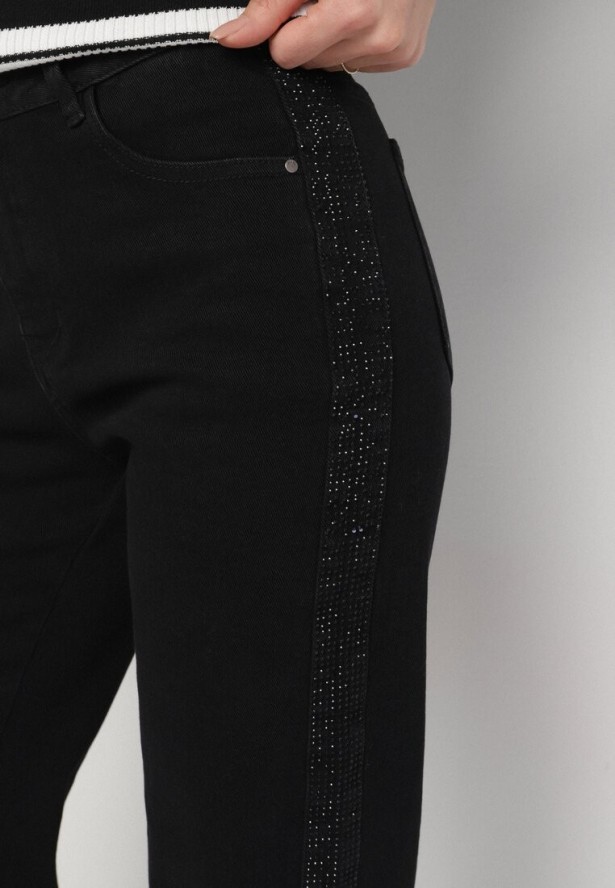 Czarne Jeansy o Szerokim Kroju z Wysokim Stanem Zdobione Cyrkoniami Nusianis