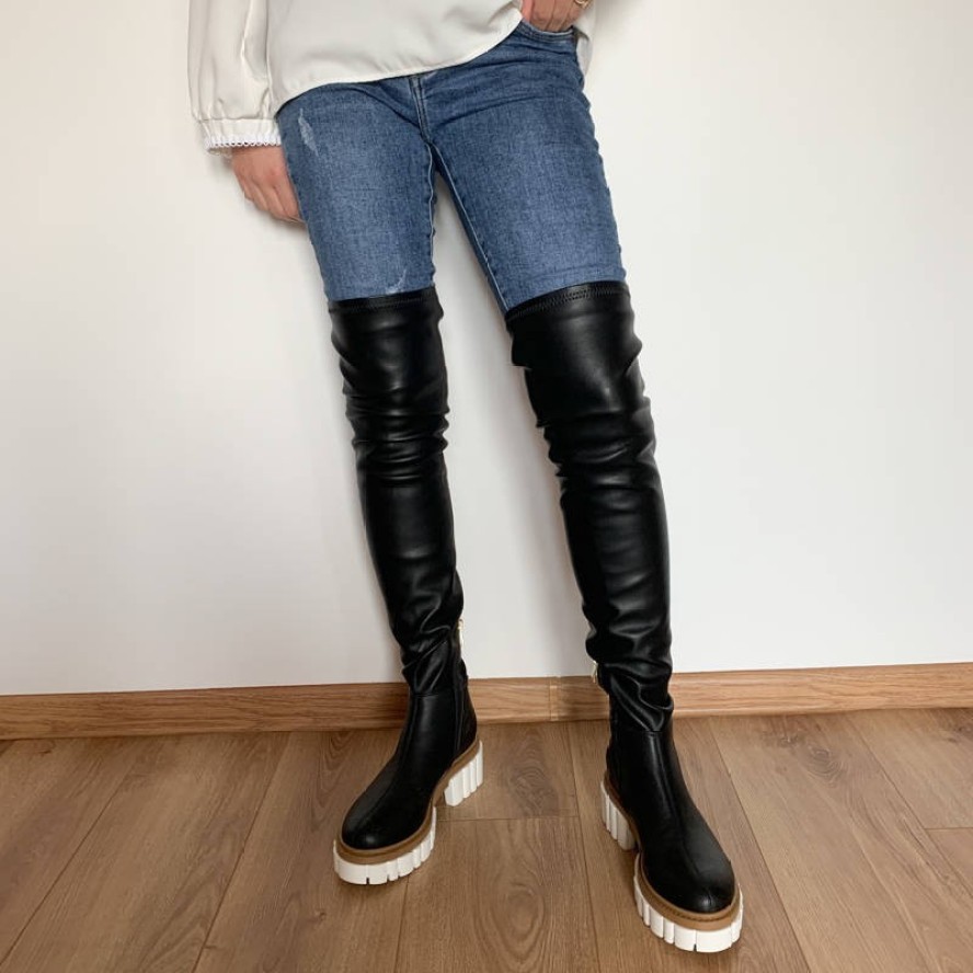 Kozaki damskie Chebello, skóra ekologiczna z filcową wkładką z wysoką dopasowaną cholewką masywną podeszwą z wyraźnym profilem oraz stabilnym obcasem