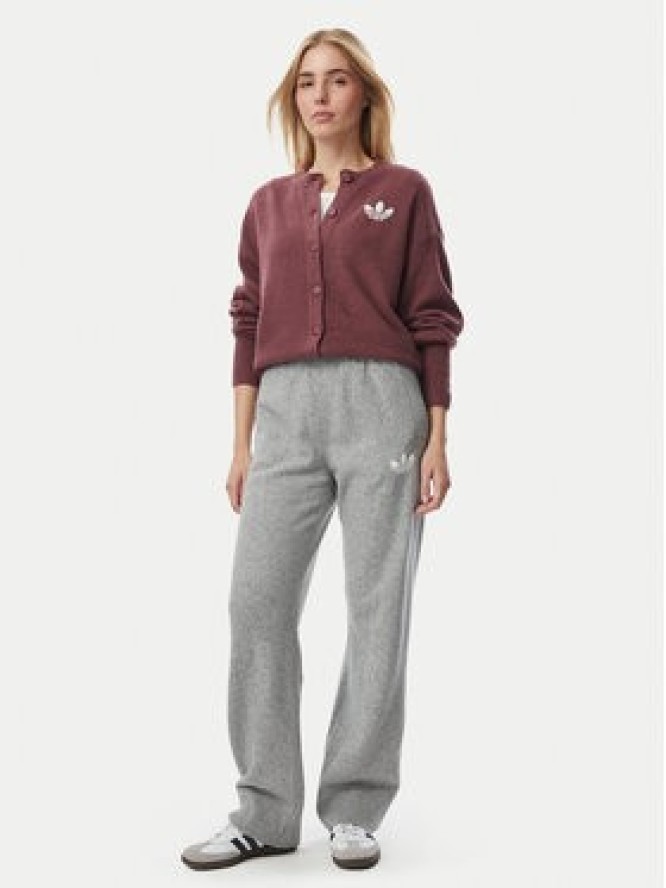 adidas Spodnie dresowe Essentials IA4439 Szary jasny Loose Fit