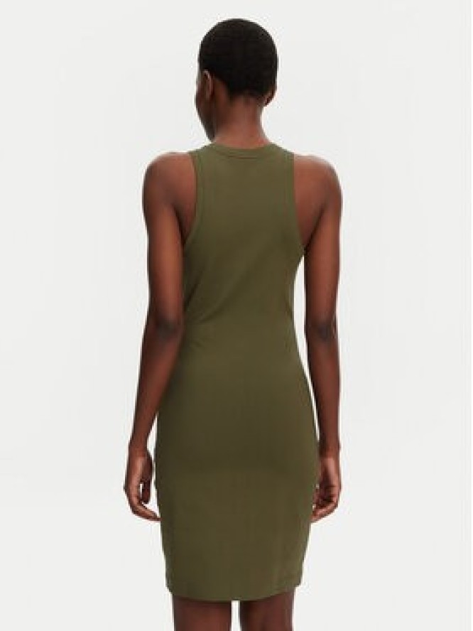 adidas Sukienka codzienna Future Icons Small Logo JE0201 Zielony Slim Fit