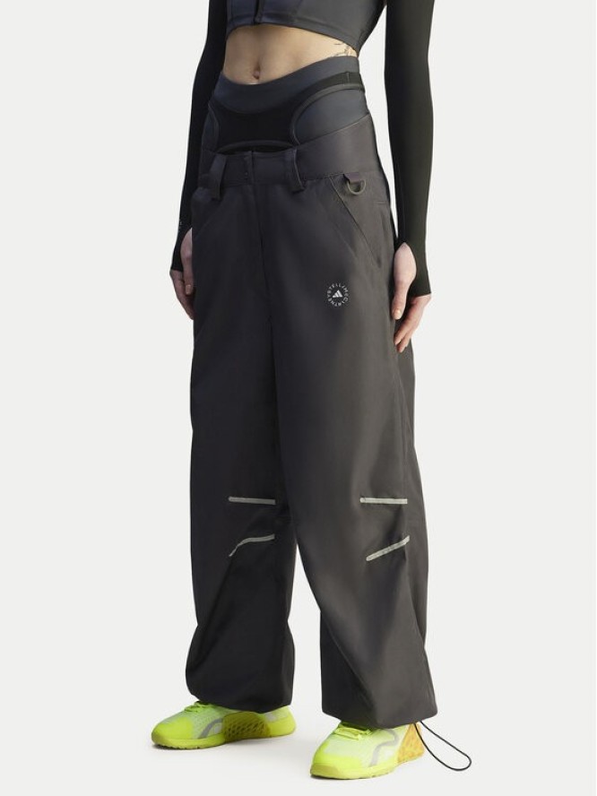 adidas by Stella McCartney Spodnie dresowe Woven JI5248 Czarny Loose Fit