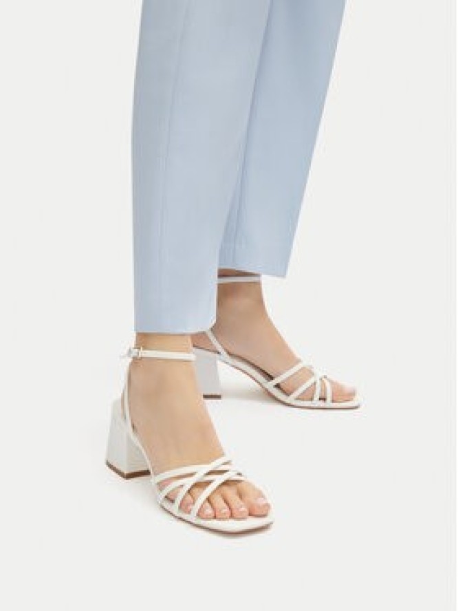 JENNY Sandały CWBF96728-06 Biały