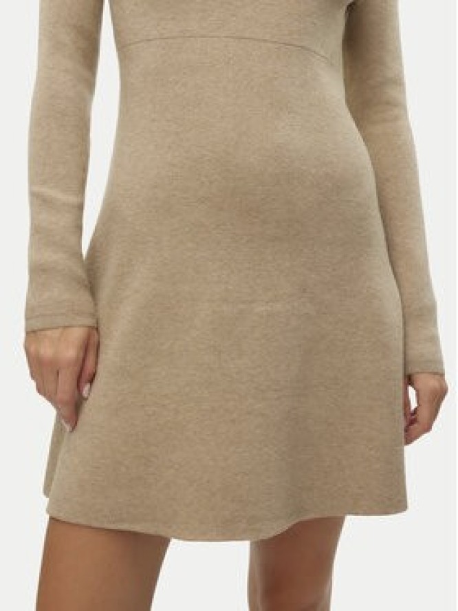 Vero Moda Sukienka dzianinowa Gold 10311379 Brązowy Regular Fit