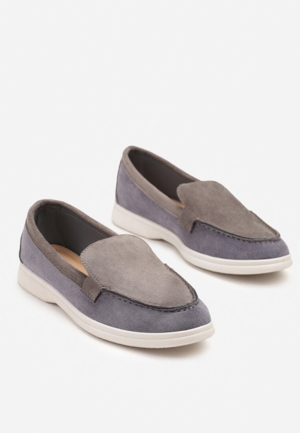 Szaro-Niebieskie Mokasyny z Ozdobnymi Przeszyciami Fonessae